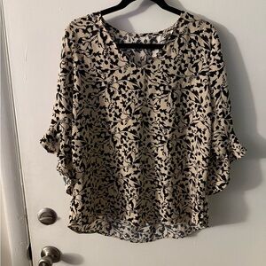 Black and Cream Patterned Blouse